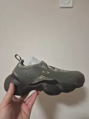 新品 / 265 オークリー x South2 West8 フラッシュ サンダルのサムネイル