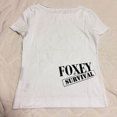 FOXEY NEW YORK(フォクシーニューヨーク) 半袖Tシャツ サイズ38 M レディース美品  - 33523 白×黒 クルーネック FOXEY - FOXEY 38 オフホワイトブラウス シャツの通販 by viola