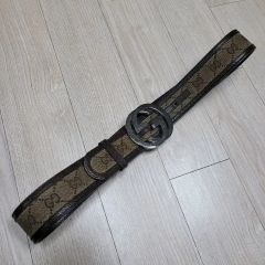 GUCCI モノグラムキャンパスゴールドメタリックレザー竹メダルバックルベルト GUCCI モノグラムキャンパスゴールドメタリックレザー竹メダルバックル