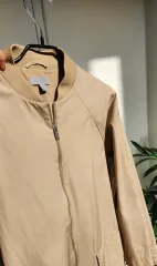 COS コス ブルゾン ジャケット ベージュのサムネイル