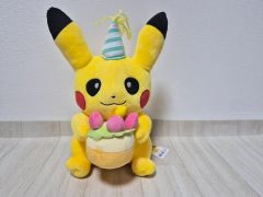 ピカチュウ ぬいぐるみ ポケモンセンター10th Anniversary ver - メルカリ