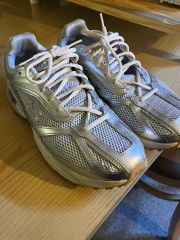希少 DESCENTE ✖️ファイテン✖️ミシュランランニングシューズ 27 
