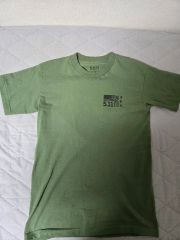 ポルノロゴ Tシャツ 緑 - メルカリ