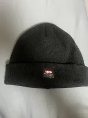 OBEY ビーニーのサムネイル