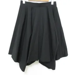 良品 Vivienne Westwood ヴィヴィアンウエストウッドレッドレーベル タックフレアスカート 17-12-201002 M ブラック レディース 古着 中古 USEDのサムネイル