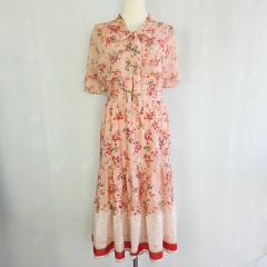 美品✨ローレンラルフローレン　ボウタイ花柄ワンピース　ピンク　フレア 美品✨ローレンラルフローレン ボウタイ花柄ワンピース ピンク フレア