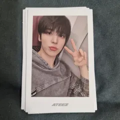 ATEEZ（エイティーズ・アチズ） pocaalbum チェキ ポラロイド ユンホ