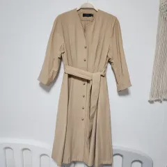新品55)ジルスチュアート ベージュ ベルト付き ワンピース