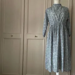 【東あずま店　併売品】　花柄 フラワー ハイネック ワンピース シャツ ロング プリーツ ロング　ブルー 青　お呼ばれ　デート　オフィスカジュアル　食事会　可愛い　お出かけ　上品