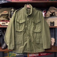 最終日 新品タグ付 予約即完売 幻の傑作M-65 AUBERGE×Brilla - メルカリ