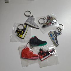 BAIT kokies Nike airmax95 ミニチュア キーホルダー - メルカリ
