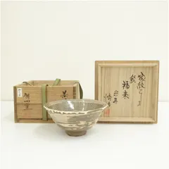廣州窯　趙小守造　家紋三島茶碗（銘：福来）（白井大悟朗書付）（共箱）  茶道 抹茶 おしゃれ 抹茶茶碗 抹茶碗 和食器 レトロ 茶器 骨董 茶わん 茶会 茶の湯 5月 春