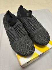 アディダス TUBULARRISE TBLR.RS ブラック スニーカー - メルカリ