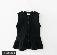 ルルウィルビー　ノーカラー ベルト付き ベスト ブラック ルルウィルビー ノーカラー ベルト付き ベスト ブラック | Mercari