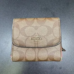 コーチ シグネチャー 三つ折り財布　ベージュ B26022413
