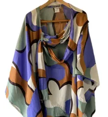 ISSEY MIYAKE イッセイミヤケ パータン ポンチョ ケープ 新品のサムネイル