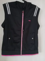 フィラ FILA フード ベスト ブラックのサムネイル