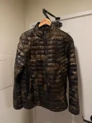 ザノースフェイス インシュレーション ジャケット カモパータン 軽量 ダウン