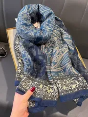 アクセサリー レディース スカーフ 1枚 レディース フローラルペイズリー柄 大判スカーフ、サテン生地 肌触りの良いショール、春夏の日よけ ビーチラップ