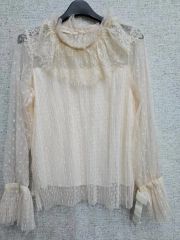 美品】Jocomomola カットワーク ドットブラウス 袖プリーツ ベージュ 