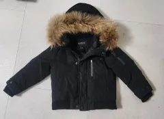GUESS キッズ ダウン アウターのサムネイル