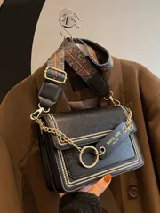 バッグ レディース ショルダーバッグ 軽量、ビジネスカジュアル ミニ刺繍ディテール チェーン装飾 フラップスクエアバッグ 十代の女の子、女性、大学生、新人、ホワイトカラー向け オフィス、大学、仕事、ビジネス、通勤、