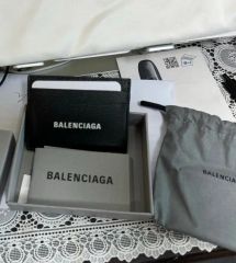 新品に近い】BALENCIAGA 香水ディスカバリーボックス - メルカリ
