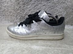 希少オーストリッチ❗️】adidas27.5㌢スタンスミスAQ4706シルバー銀 