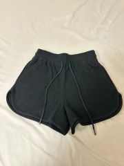 NOAH ダブルプリーツ ヘリンボーン ショーツ 花柄 ショートパンツ NOAH ダブルプリーツ ヘリンボーン ショーツ 花柄 ショートパンツ