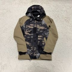 OAKLEY カモフラージュ フード付きジャケット XS OAKLEY カモフラージュ フード付きジャケット XS - メルカリ