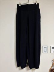 ENFÖLD クロップドバルーンパンツ ネイビー - メルカリ