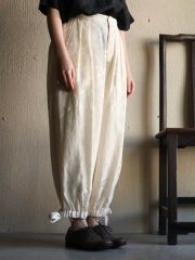 TOWAVASE Bonvoyage pants ベージュ 新品未使用 - メルカリ