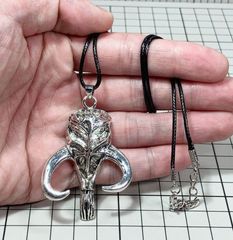 목걸이 만다롤리안 (스타 워즈) #1 해골 : 실버 D05-01 / FRI