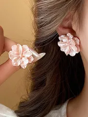 ジュエリー レディース イヤーアクセサリー  1ペア ピンクの花柄ハートスタッドピアス、3 コーンフラワー ピアス、とてもかわいらしく優しいジュエリー バレンタイン、母の日、ギフト