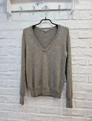 日本UNIQLO カシミア100 Vネックニット