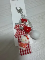 レッド hello kitty(ハローキティ)キーホルダー