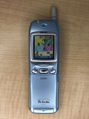 ケンタコラボ・ガラケー・IDO c202de 本体と充電器（中古） - メルカリ