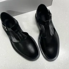 レディースシューズ 230 新品