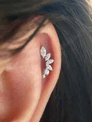 ジュエリー レディース イヤーアクセサリー シルバー-単一 S925スターリングシルバースタッドピアス シンプルな花びら形の楕円形タイプのアイ型キュービックジルコニアインレイ、薄い糸を通すタイプのイヤボーンスタッド