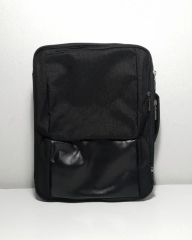 本物エルイーディーバイツL.E.D.BITESワンショルダーバッグボディ