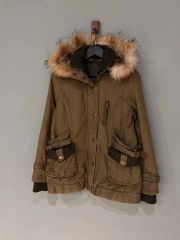 新品》K-WAY✨綿入り✨定価49500円（税込） - メルカリ
