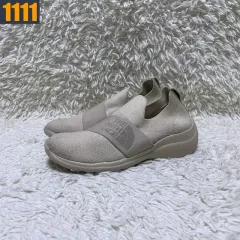 230 ザノースフェイス ベージュ スリッポン スニーカー 超軽量