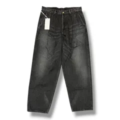参考上代35200円 未使用 Graphpaper 25AW Selvage Denim Two Tuck Tapered Pants ツータックテーパードデニムパンツ ジーンズ グラフペーパー GU253-40060DB ブラック 3 （14712M）のサムネイル