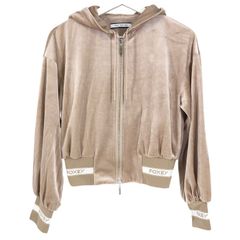 美品♡¥64,900♡FOXEY♡ロゴラインパーカー(42 L・ベージュ) - メルカリ