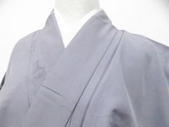 夏着物絽の正絹夏鮫小紋 透け感あるグレー系 縫い紋あり - メルカリ