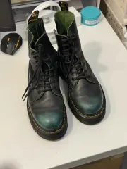 DR. MARTENS ドクターマーチン ブラック 8ホール ブーツ グリーン