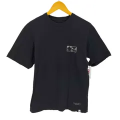 アンドワンダー and wander フロントプリント クルーネックTシャツ メンズ  2のサムネイル
