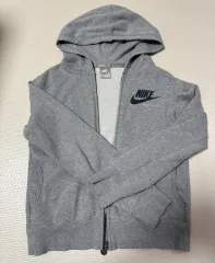 レディース スモールサイズ NIKE グレー フードジップアップ スモール (お子様も着用可能)
