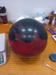BLACK WIDOW ボウリングボール 赤 - メルカリ
