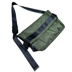 使用一度のみ］taxi bag メッセンジャーバッグ - メルカリ